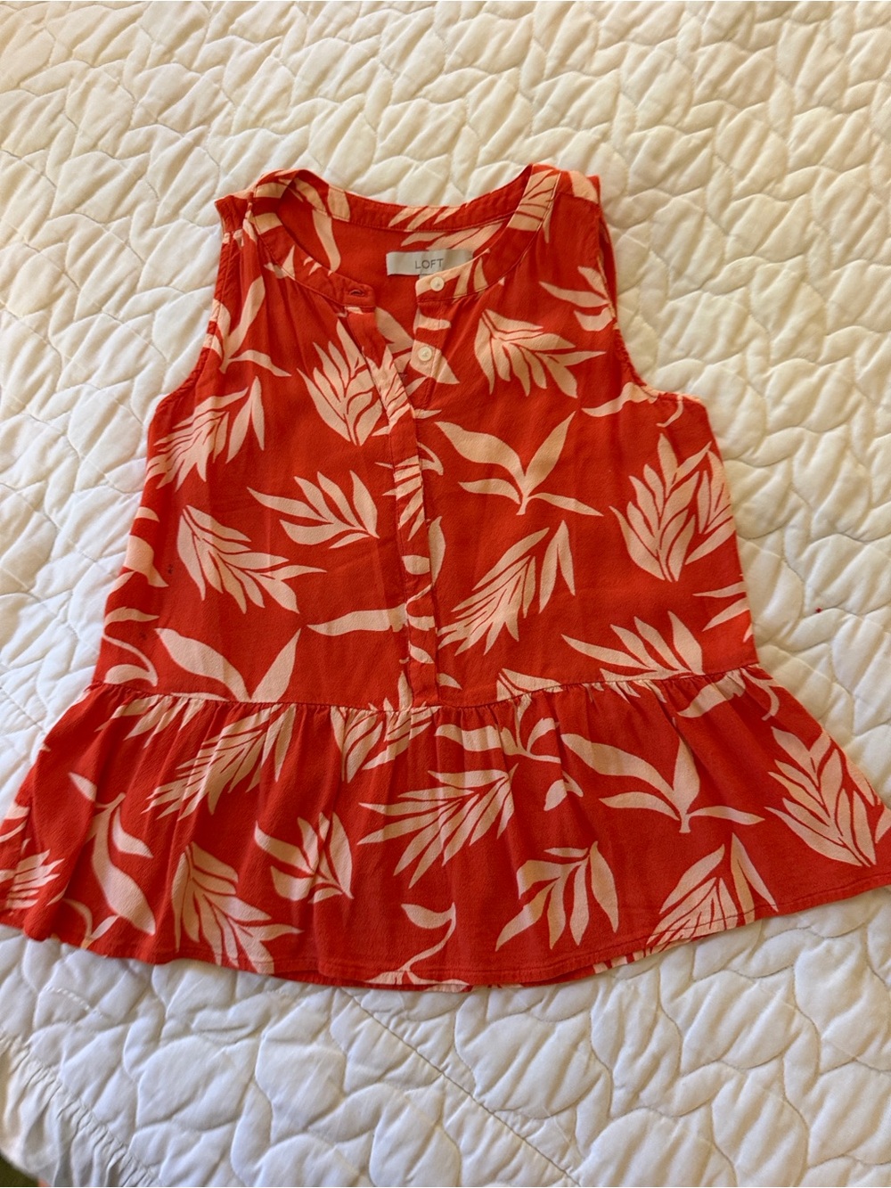 LOFT Coral Red Coral Floral Peplum Sleeveless Top